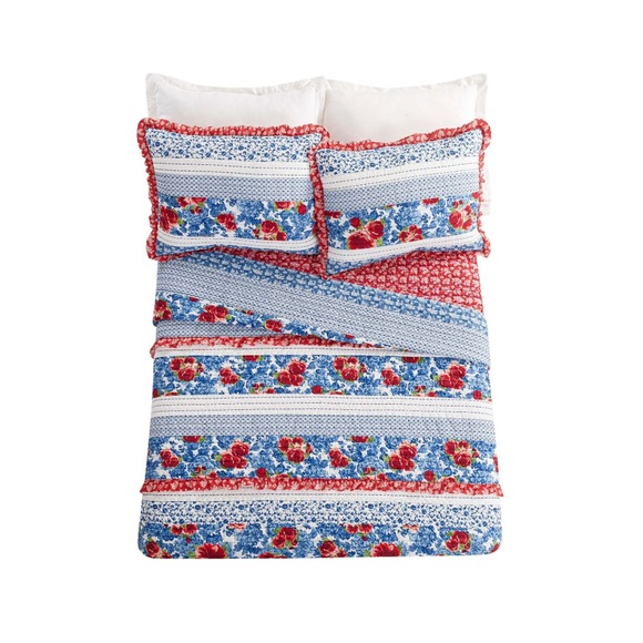 The Pioneer Woman Bedding The Pioneer Woman Heritage Floral Quilt Fullqueen Poshmark